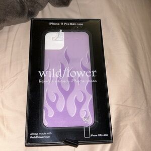 New in box Wildflower iPhone 11 Pro Max case